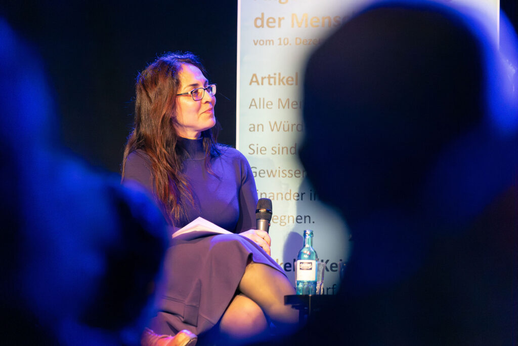 Ebla-Studio-Designagentur-Akademie-Werbeagentur-Beratung-Professionalität-Experten-Positionierung-Kommunikation-3D-Design-Kreativität-Philosophie-Murad-Ghanaimy