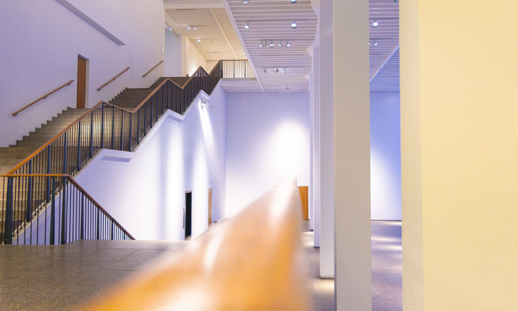 Ebla-Studio-Designagentur-Akademie-Werbeagentur-Beratung-Professionalität-Experten-Positionierung-Kommunikation-3D-Design-Kreativität-Philosophie-Murad-Ghanaimy