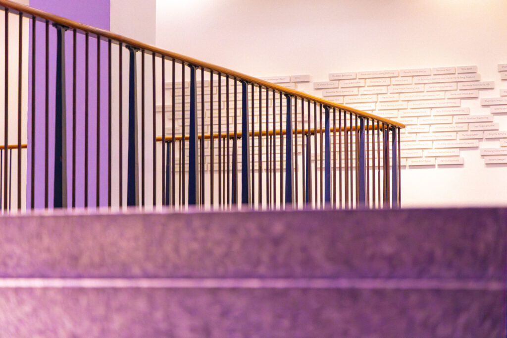 Ebla-Studio-Designagentur-Akademie-Werbeagentur-Beratung-Professionalität-Experten-Positionierung-Kommunikation-3D-Design-Kreativität-Philosophie-Murad-Ghanaimy